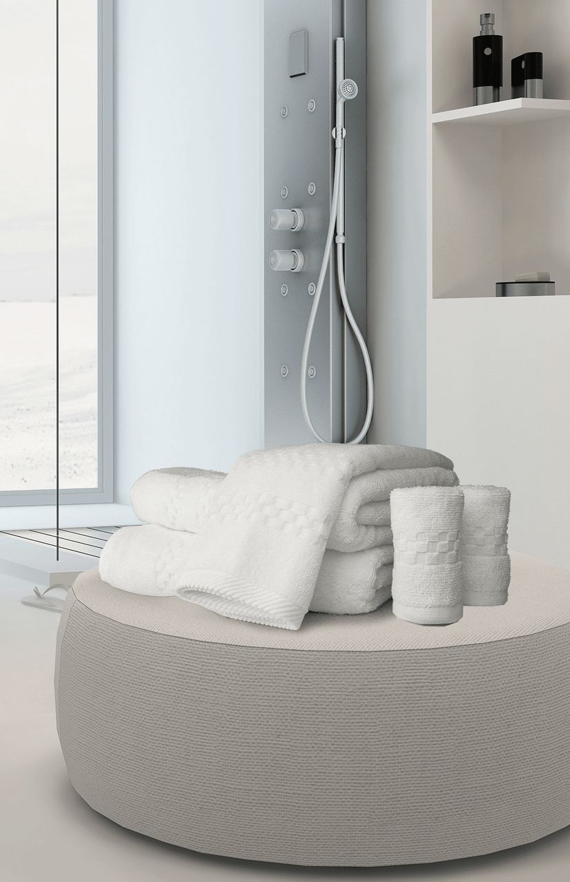 How would you define the quality of Oxford Viceroy Room Towels in terms of towels definition?