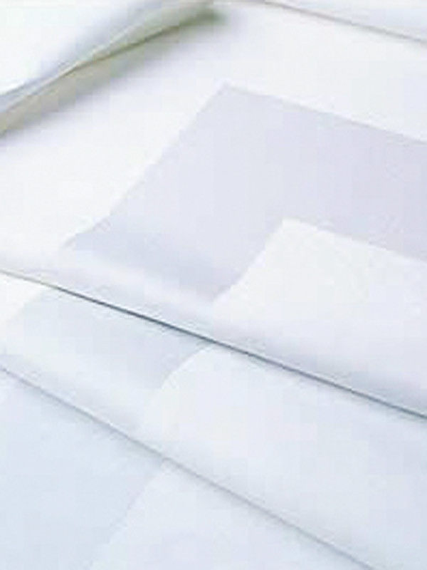 Can you detail the specifications for the Hemmed Edges Satin Band on the Premium Blend Table Linens?