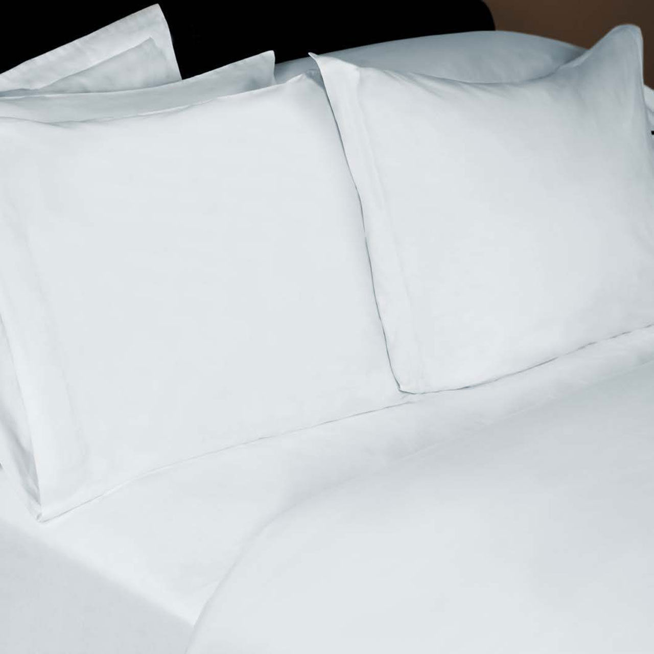 What is the style of the pillowcases?