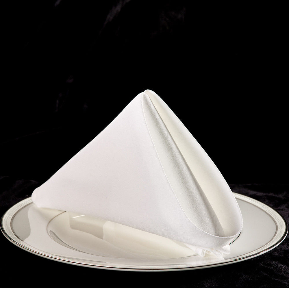 What are the key features of Riegel's Ultimate Linen Napkins?