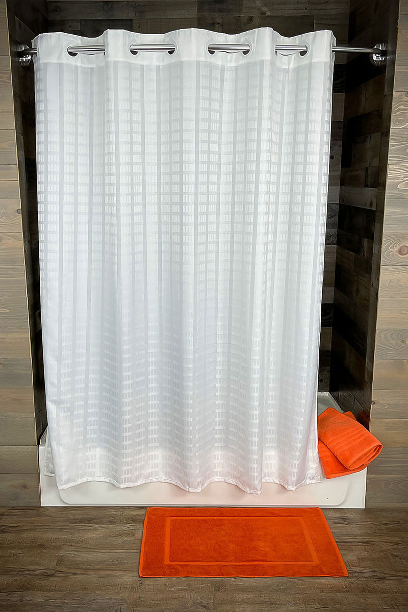 Are there any optional features for the HANG2IT Dynasty shower curtain?