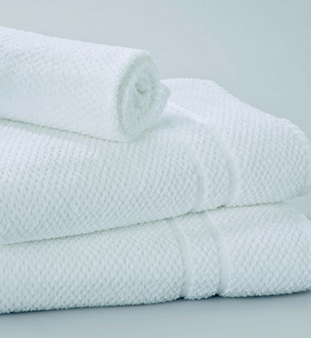 How can you tell the quality of a bath towel?