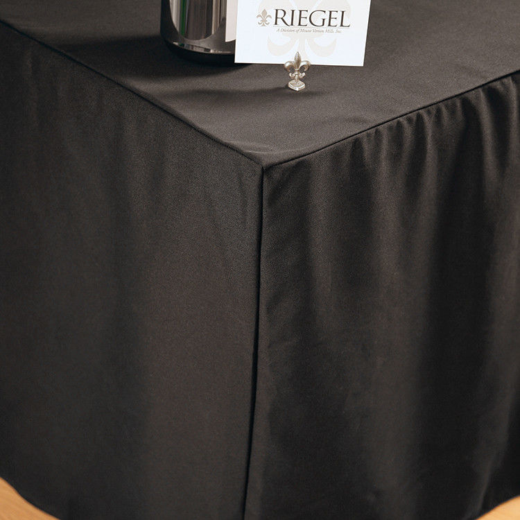 What are the key features of Riegel's Premier Fitted Tablecloths?