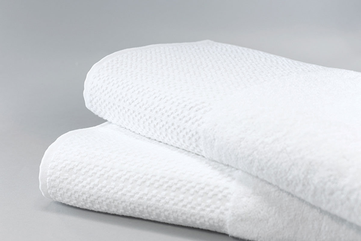 How can you tell if a bath towel is high quality?