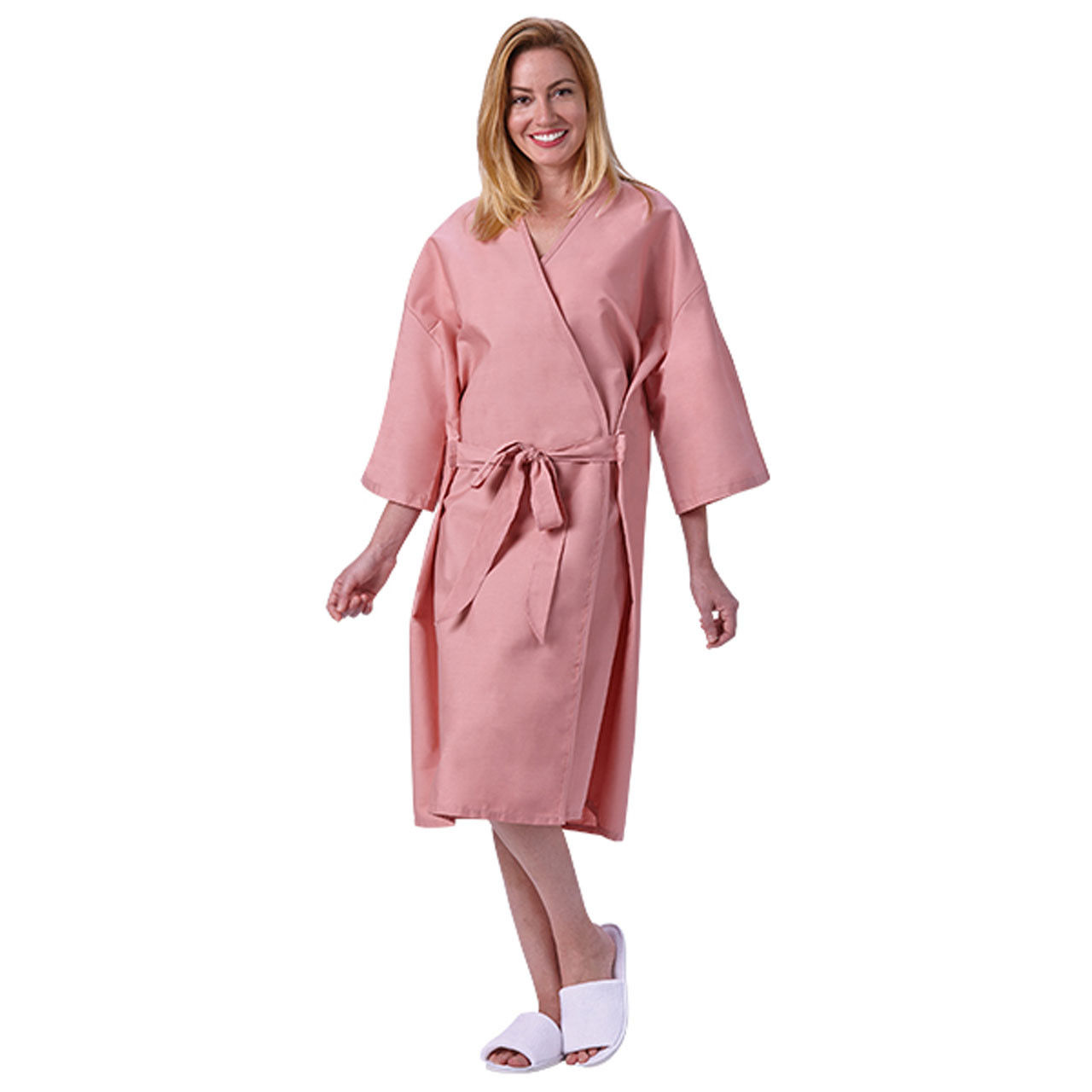 How are the sleeves of the robe designed?