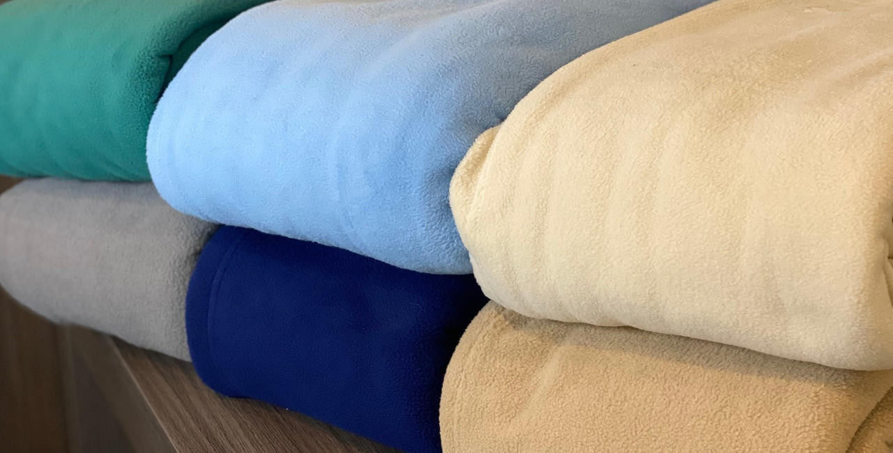 Is the oxford fleece fabric blanket available as a wholesale blanket?