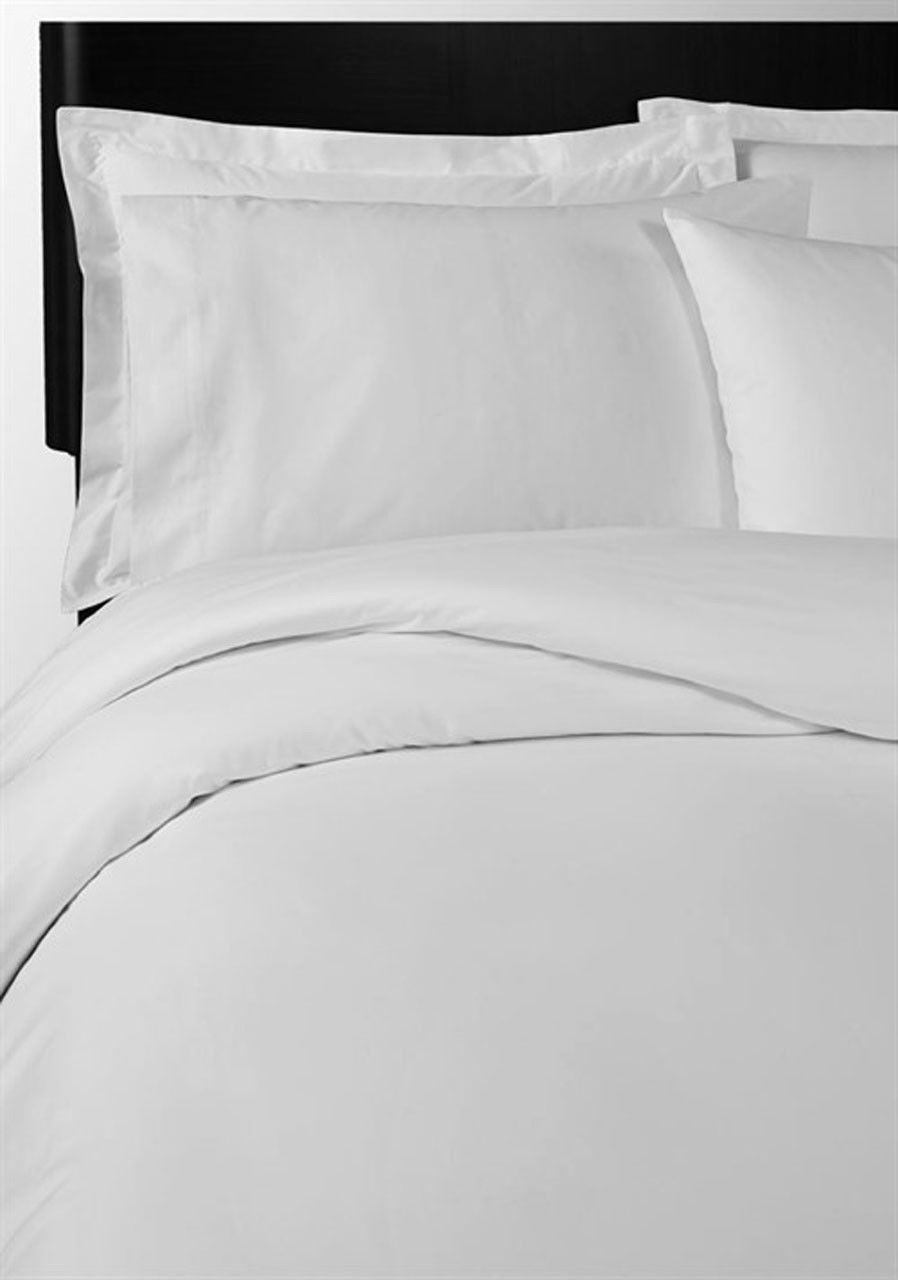 How can fine hotel linens like T-300 Luxury Collection enhance one's sleep?
