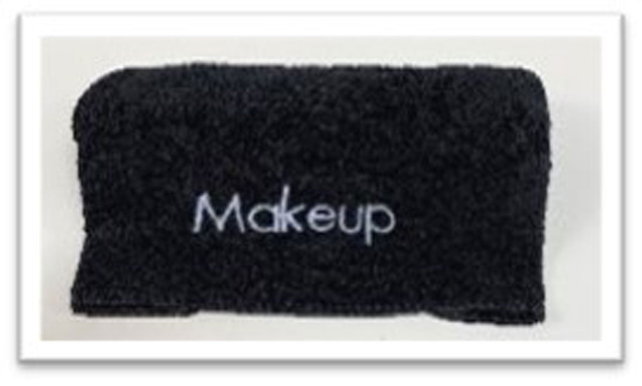 Are microfiber cloths good for removing makeup?